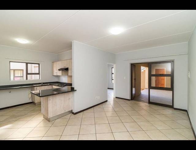 2 BEDROOM APARTMENT FOR SALE IN NORTON PARK
